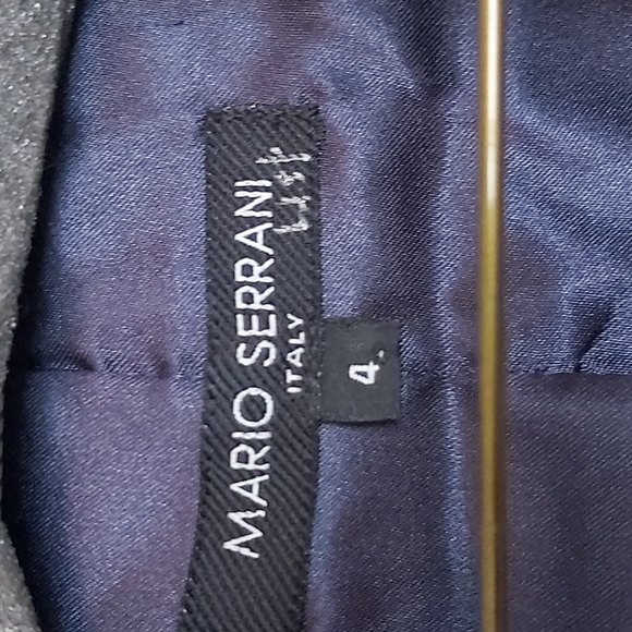 Short Sleve Blazer - Picture 3 of 5